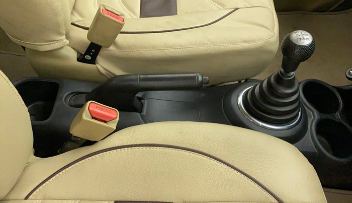 2015 Honda Amaze 1.2L I-VTEC S, Petrol, Manual, 80,969 km, Gear Lever