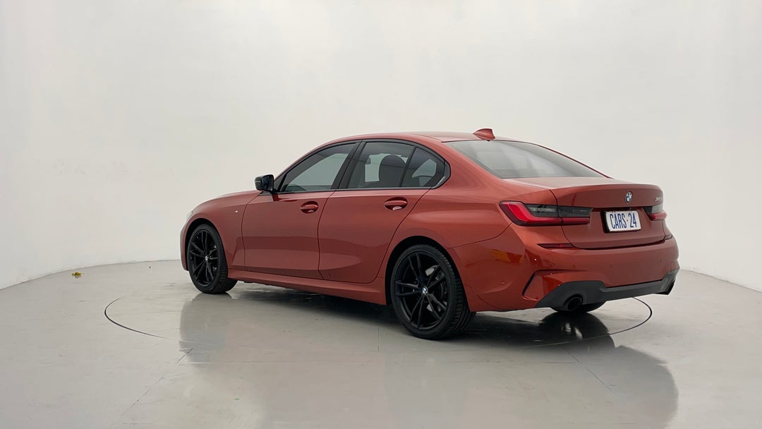 Left Back Diagonal (45- Degree) View