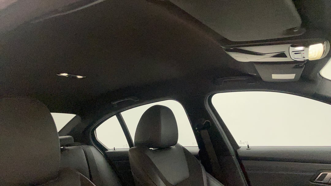 Interior Sunroof/Moonroof