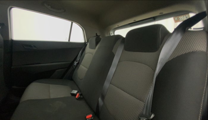 2017 Hyundai Creta E PLUS 1.6 PETROL, Petrol, Manual, 25,467 km, Right Side Rear Door Cabin
