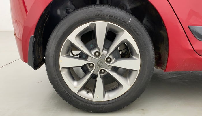 2015 Hyundai Elite i20 Sportz(O) 1.2 VTVT MT, Petrol, Manual, 42,063 km, Right Rear Wheel