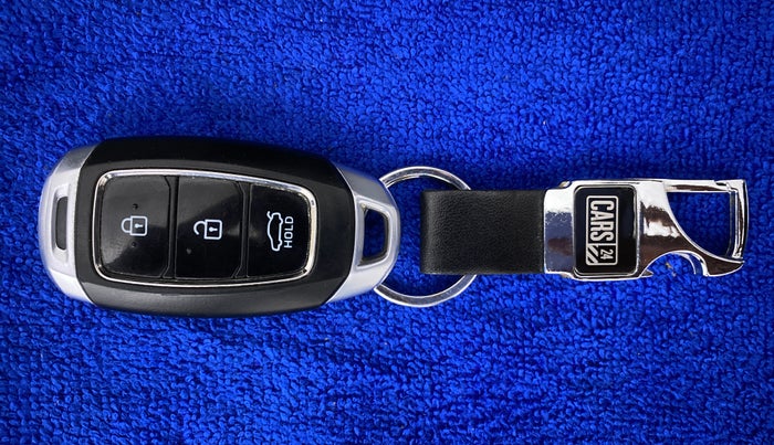 2019 Hyundai Verna 1.6 SX VTVT AT (O), Petrol, Automatic, 31,605 km, Key Close Up