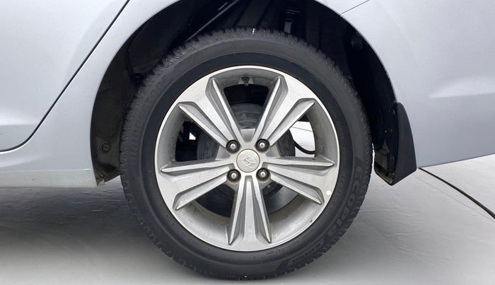 2019 Hyundai Verna 1.6 SX VTVT AT (O), Petrol, Automatic, 31,605 km, Left Rear Wheel