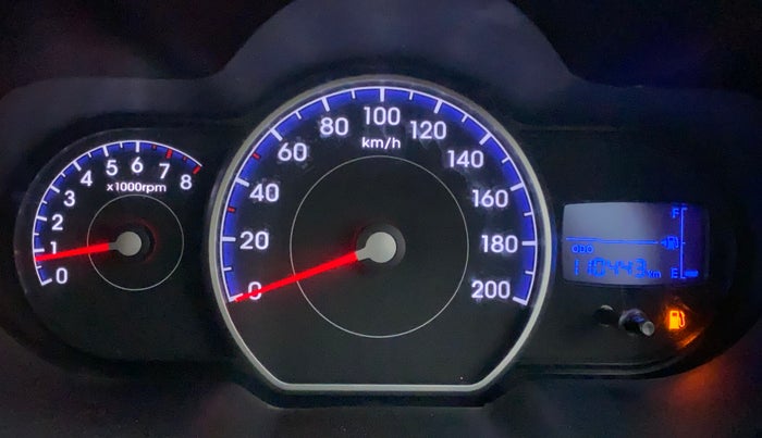 2011 Hyundai i10 MAGNA 1.2, Petrol, Manual, 1,10,443 km, Odometer Image