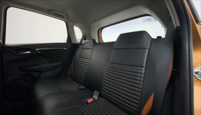 2021 Honda WR-V 1.5L I-DTEC VX MT, Diesel, Manual, 72,166 km, Right Side Rear Door Cabin