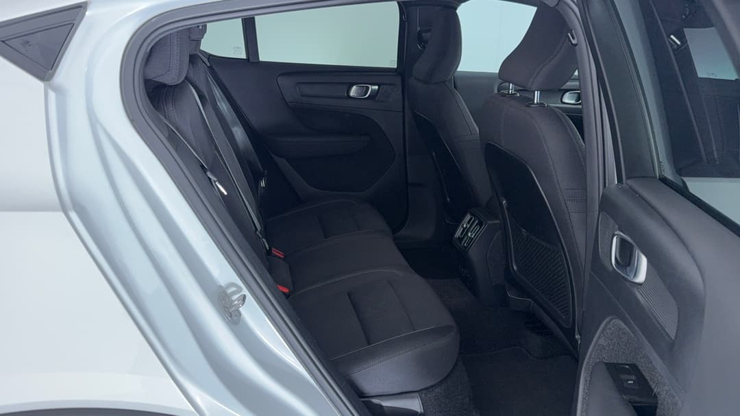 2022 Volvo C40 Recharge Pure Electric, Automatic, 40627 km, Right Side Rear Door Cabin View