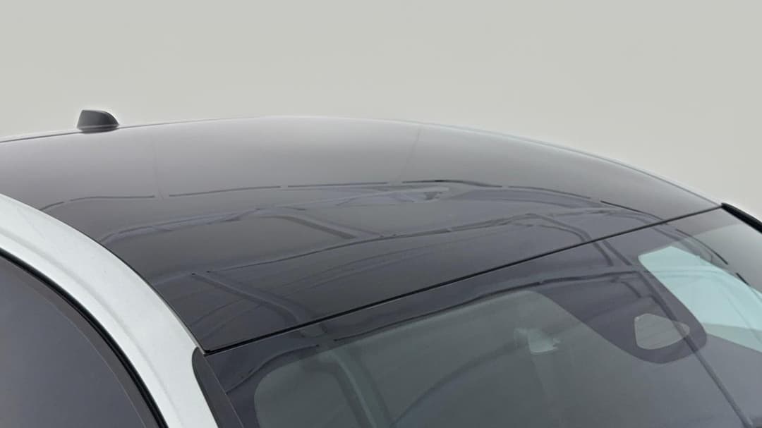 2022 Volvo C40 Recharge Pure Electric, Automatic, 40627 km, Roof/Sunroof View