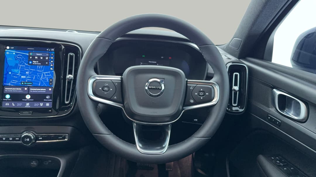 2022 Volvo C40 Recharge Pure Electric, Automatic, 40627 km, Steering Wheel Close-up