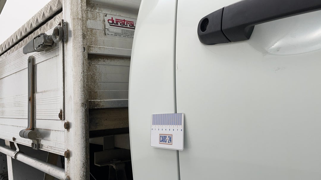 Quarter Panel Rear RHS Dent