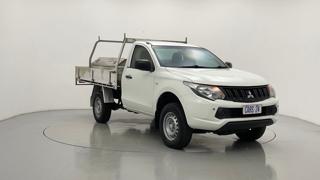 Right Front Diagonal (45- Degree) View