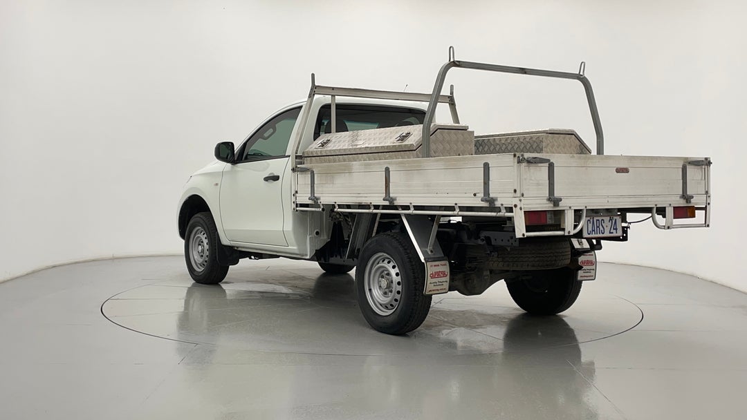 Left Back Diagonal (45- Degree) View