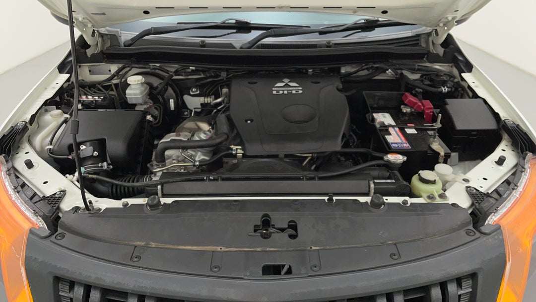 Open Bonnet (Engine)