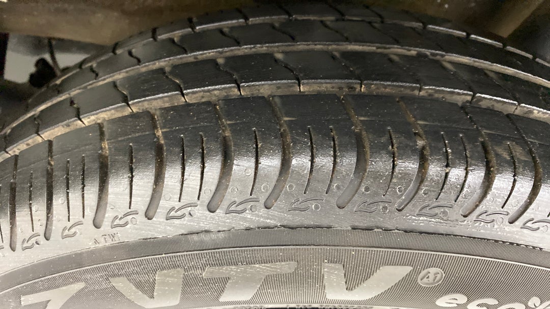 Left Rear Tyre Tread