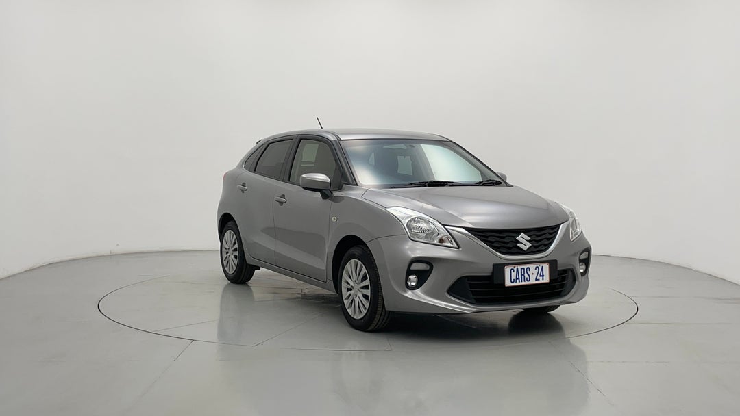 Right Front Diagonal (45- Degree) View