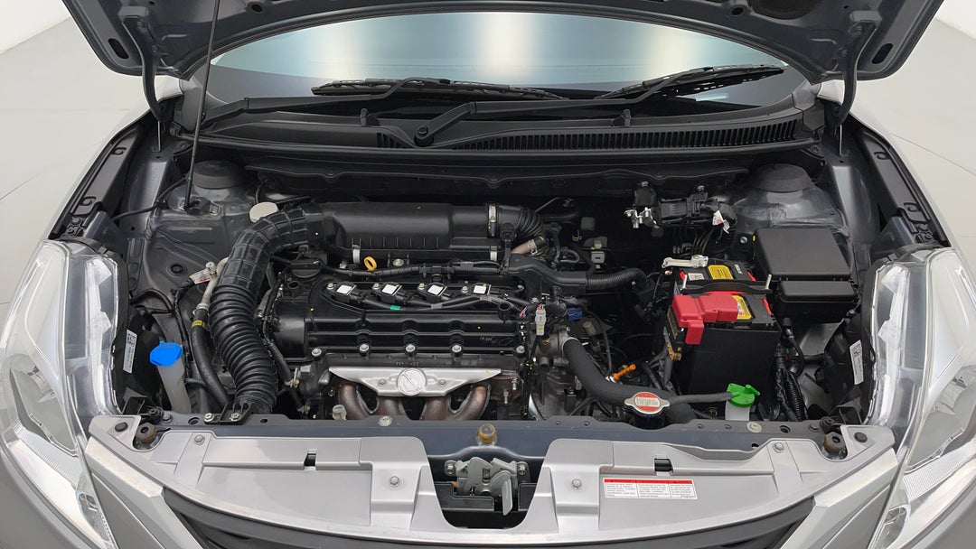 Open Bonnet (Engine)