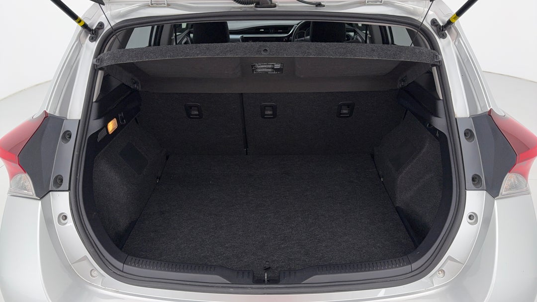 2016 Toyota Corolla Ascent Sport, Automatic, 86304 km, Boot Inside View