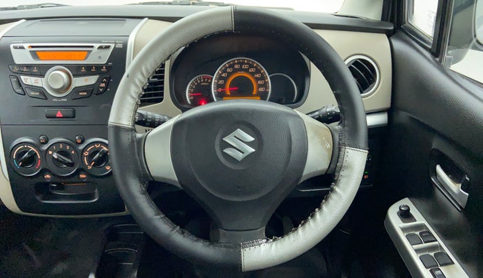 2014 Maruti Wagon R 1.0 VXI, Petrol, Manual, 26,119 km, Steering Wheel Close-up