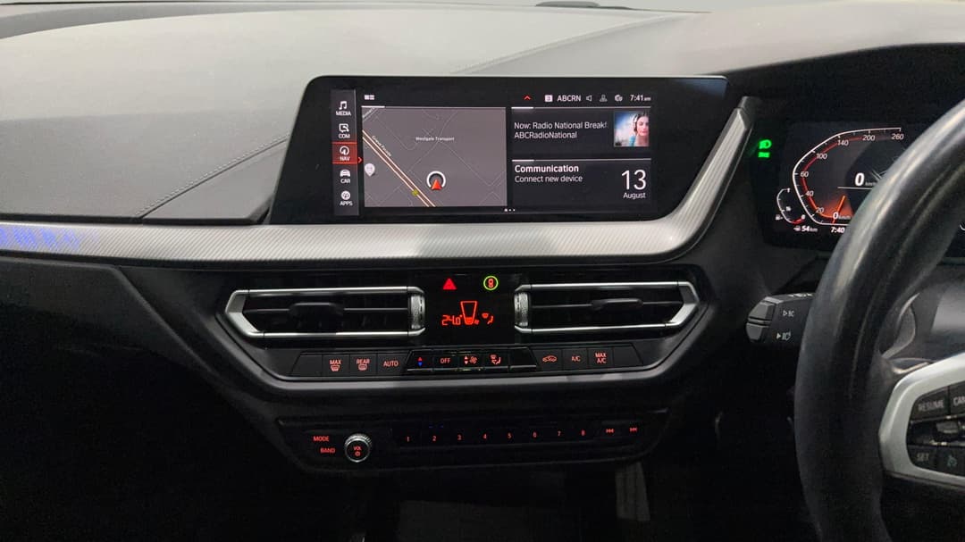2021 BMW 2 18i M Sport Gran Coupe, Automatic, 69142 km, Center Console