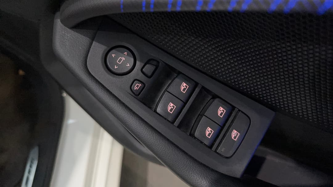 2021 BMW 2 18i M Sport Gran Coupe, Automatic, 69142 km, Drivers Side Door Panel Controls
