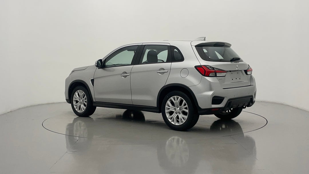 Left Back Diagonal (45- Degree) View