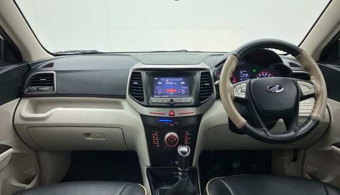 2020 Mahindra XUV300 W6 1.5 DIESEL, Diesel, Manual, 52,052 km, Dashboard