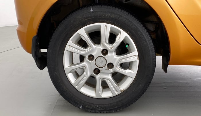 2016 Tata Tiago XZ 1.2 REVOTRON, Petrol, Manual, 37,841 km, Right Rear Wheel