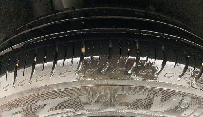 2019 Maruti Baleno DELTA 1.2 K12, Petrol, Manual, 7,010 km, Right Rear Tyre Tread