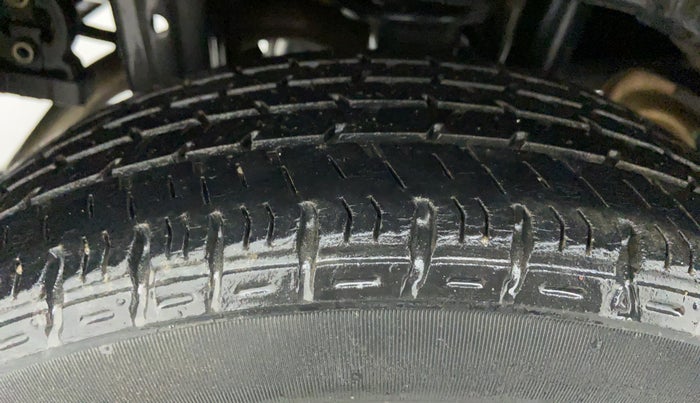 2017 Maruti Alto K10 VXI P, Petrol, Manual, 56,892 km, Right Rear Tyre Tread