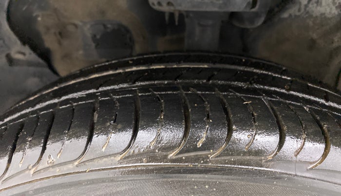 2021 KIA SELTOS HTK PLUS 1.5 DIESEL, Diesel, Manual, 29,429 km, Left Front Tyre Tread