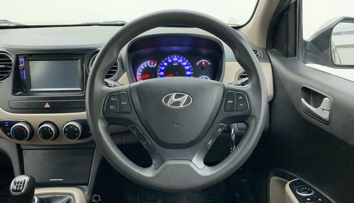 2015 Hyundai Xcent S (O) 1.2, Petrol, Manual, 34,499 km, Steering Wheel Close Up