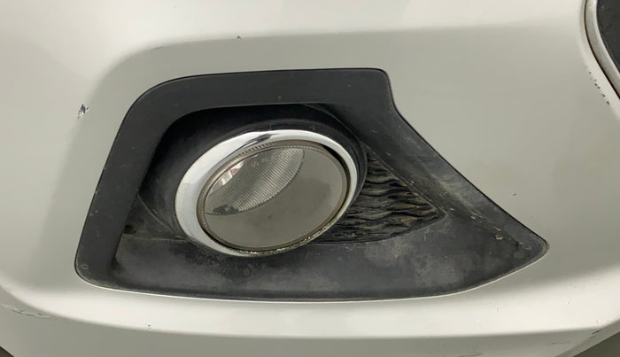 2015 Hyundai Xcent S (O) 1.2, Petrol, Manual, 34,499 km, Right fog light - Not working
