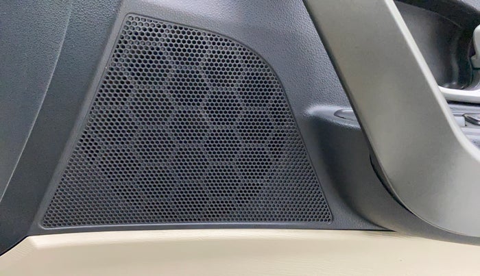 2017 Mahindra XUV500 W6 AT, Diesel, Automatic, 1,14,659 km, Speaker