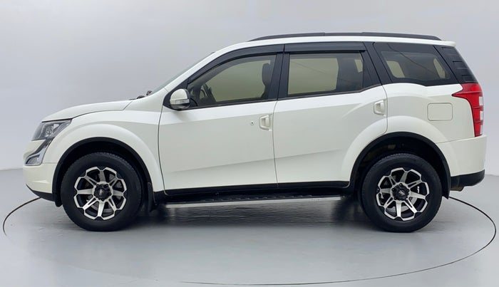 2017 Mahindra XUV500 W6 AT, Diesel, Automatic, 1,14,659 km, Left Side