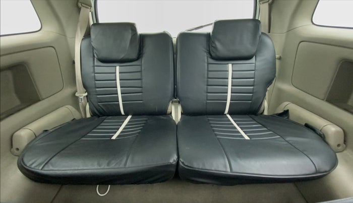 2013 Toyota Innova 2.5 GX 8 STR BS IV, Diesel, Manual, 65,187 km, Third Seat Row ( optional )