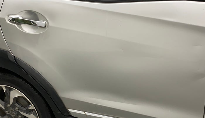 2016 Honda BR-V 1.5L I-VTEC VX, Petrol, Manual, 68,685 km, Right rear door - Slightly dented