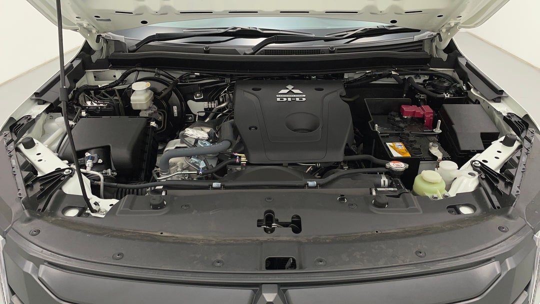 Open Bonnet (Engine)