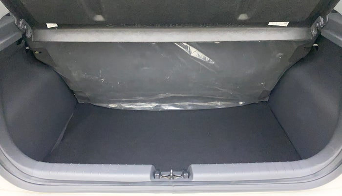 2022 Hyundai GRAND I10 NIOS SPORTZ U2 AMT 1.2 CRDI, Diesel, Automatic, 42,466 km, Boot Inside