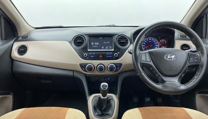 2019 Hyundai Grand i10 1.2 KAPPA SPORTZ (O), Petrol, Manual, 39,437 km, Dashboard