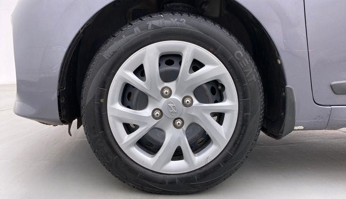2019 Hyundai Grand i10 1.2 KAPPA SPORTZ (O), Petrol, Manual, 39,437 km, Left Front Wheel