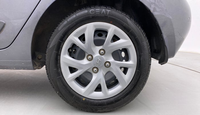 2019 Hyundai Grand i10 1.2 KAPPA SPORTZ (O), Petrol, Manual, 39,437 km, Left Rear Wheel