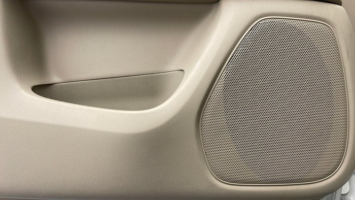 NISSAN PATHFINDER-Speakers