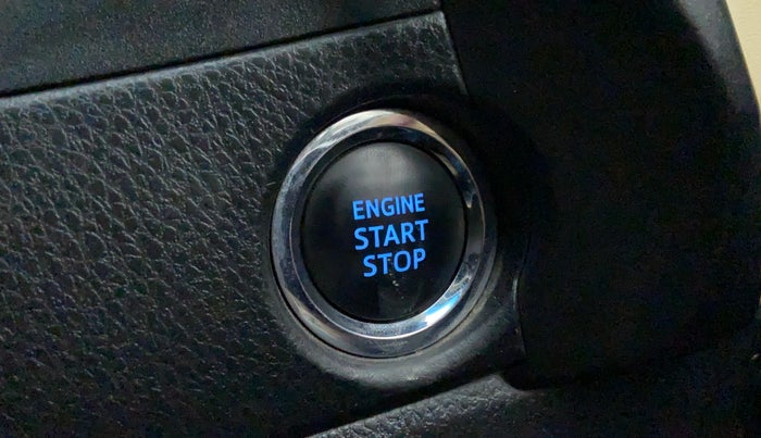 2018 Toyota Corolla Altis VL AT, Petrol, Automatic, 38,467 km, Keyless Start/ Stop Button