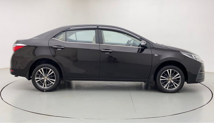 2018 Toyota Corolla Altis VL AT, Petrol, Automatic, 38,467 km, Right Side View