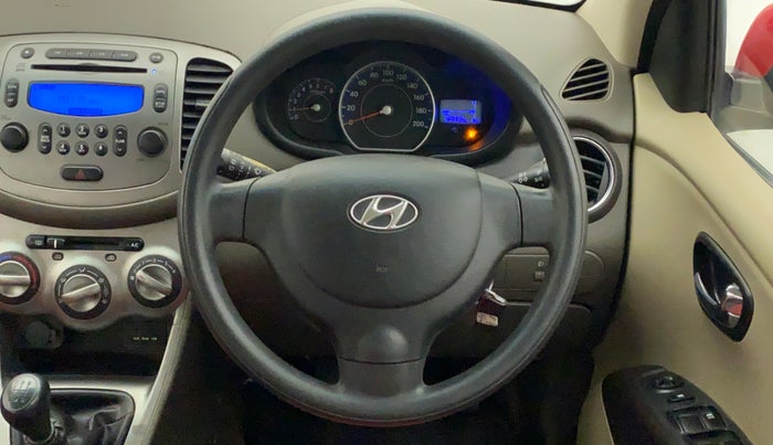 2011 Hyundai i10 SPORTZ 1.2, Petrol, Manual, 30,117 km, Steering Wheel Close Up
