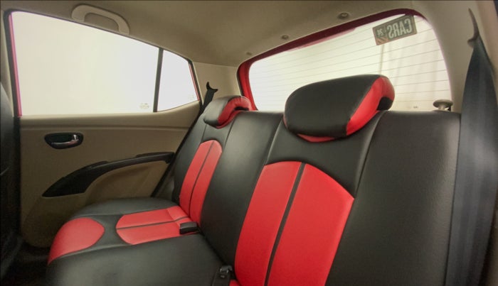 2011 Hyundai i10 SPORTZ 1.2, Petrol, Manual, 30,117 km, Right Side Rear Door Cabin