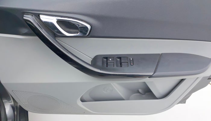 2020 Tata Tiago XZ PLUS PETROL, Petrol, Manual, 31,679 km, Driver Side Door Panels Control