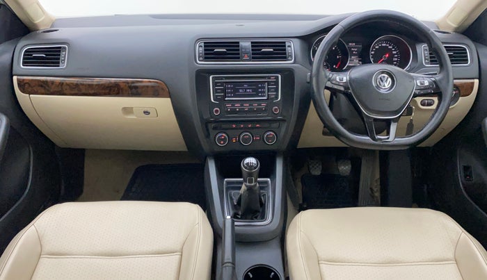 2015 Volkswagen Jetta COMFORTLINE TDI, Diesel, Manual, 1,19,867 km, Dashboard