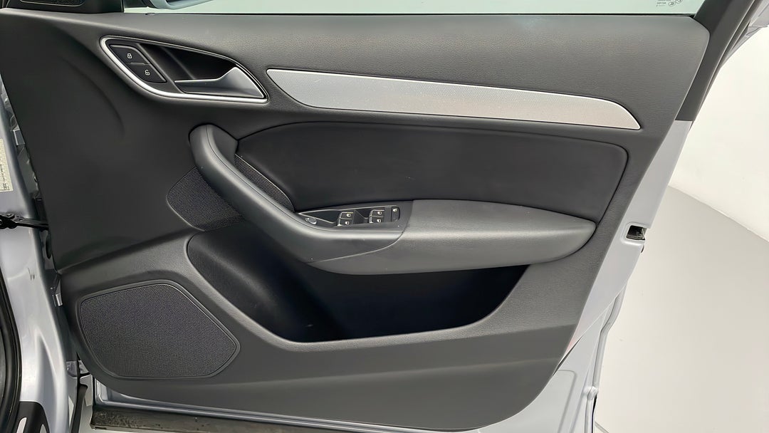 2015 Audi Q3 2.0 Tfsi Sport Quattro (132kw), Automatic, 73556 km, Speaker View