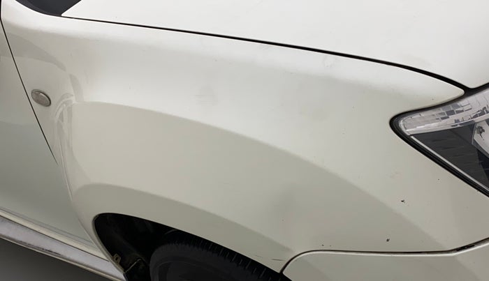 2014 Nissan Terrano XV D THP 110 PS, Diesel, Manual, 1,12,051 km, Right fender - Slightly dented