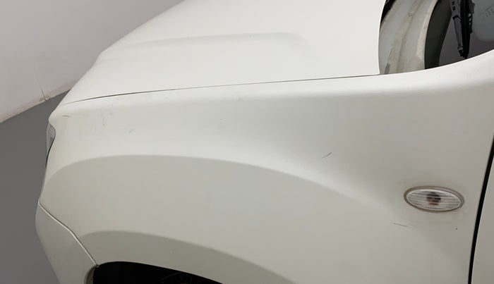 2014 Nissan Terrano XV D THP 110 PS, Diesel, Manual, 1,12,051 km, Left fender - Minor scratches